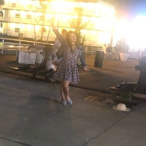 Meet your Posher, Paola